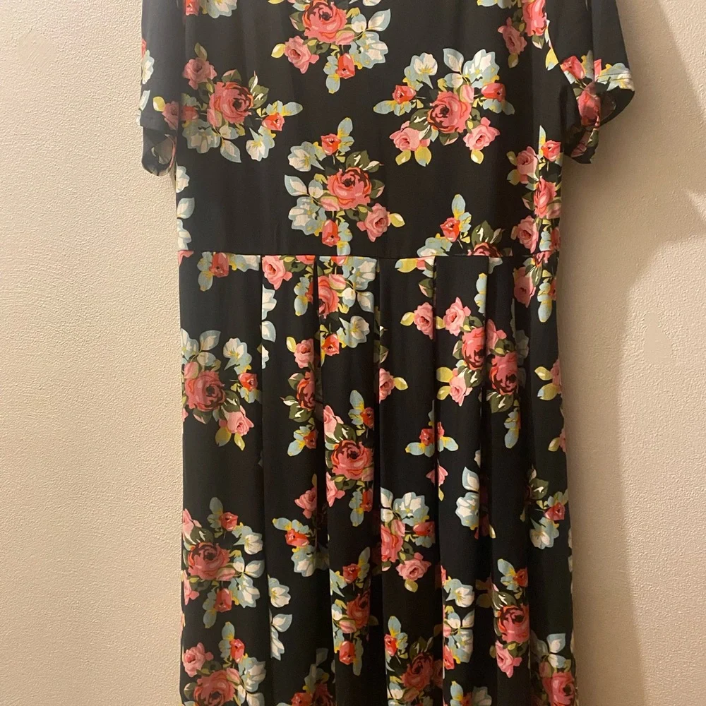Women’s 3X Floral Black Dress with pockets - Picture 2 of 11